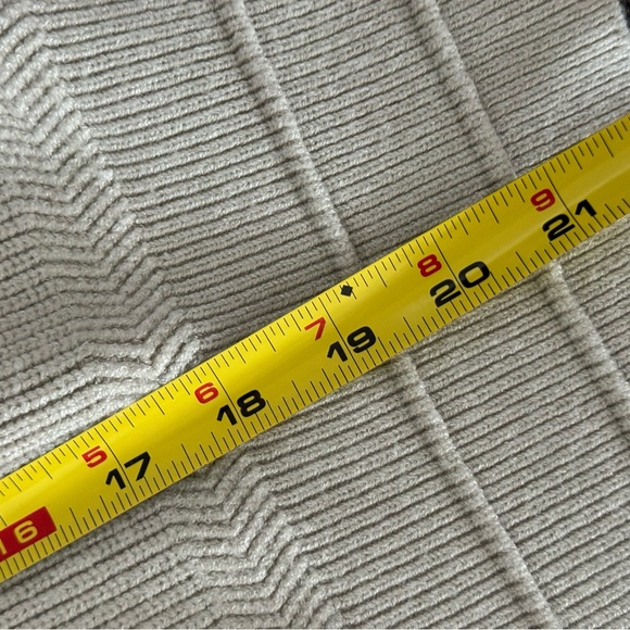 Ruby Tuesday - Picture 5 of 8